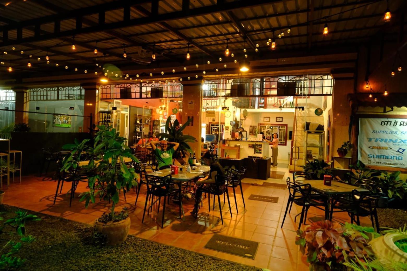Route 76 Guest House Sen Monourom Esterno foto