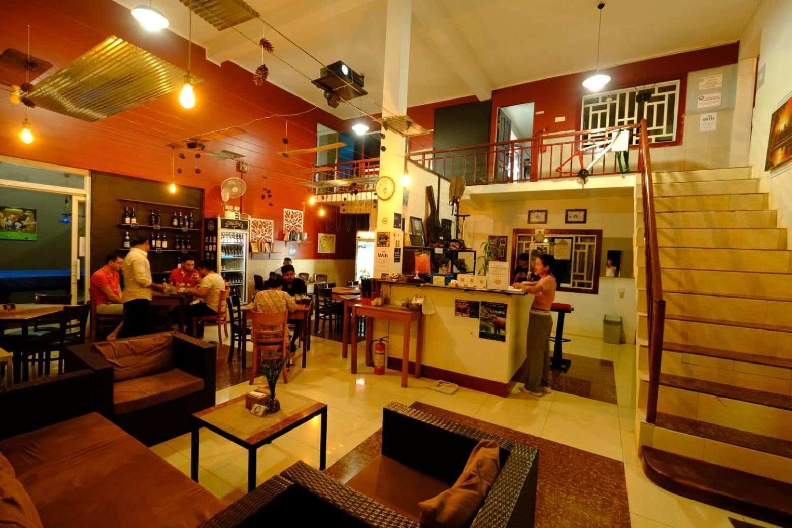 Route 76 Guest House Sen Monourom Esterno foto